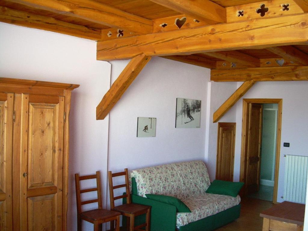 Tana Della Volpe Hotel Colle Colle Sestriere Екстериор снимка