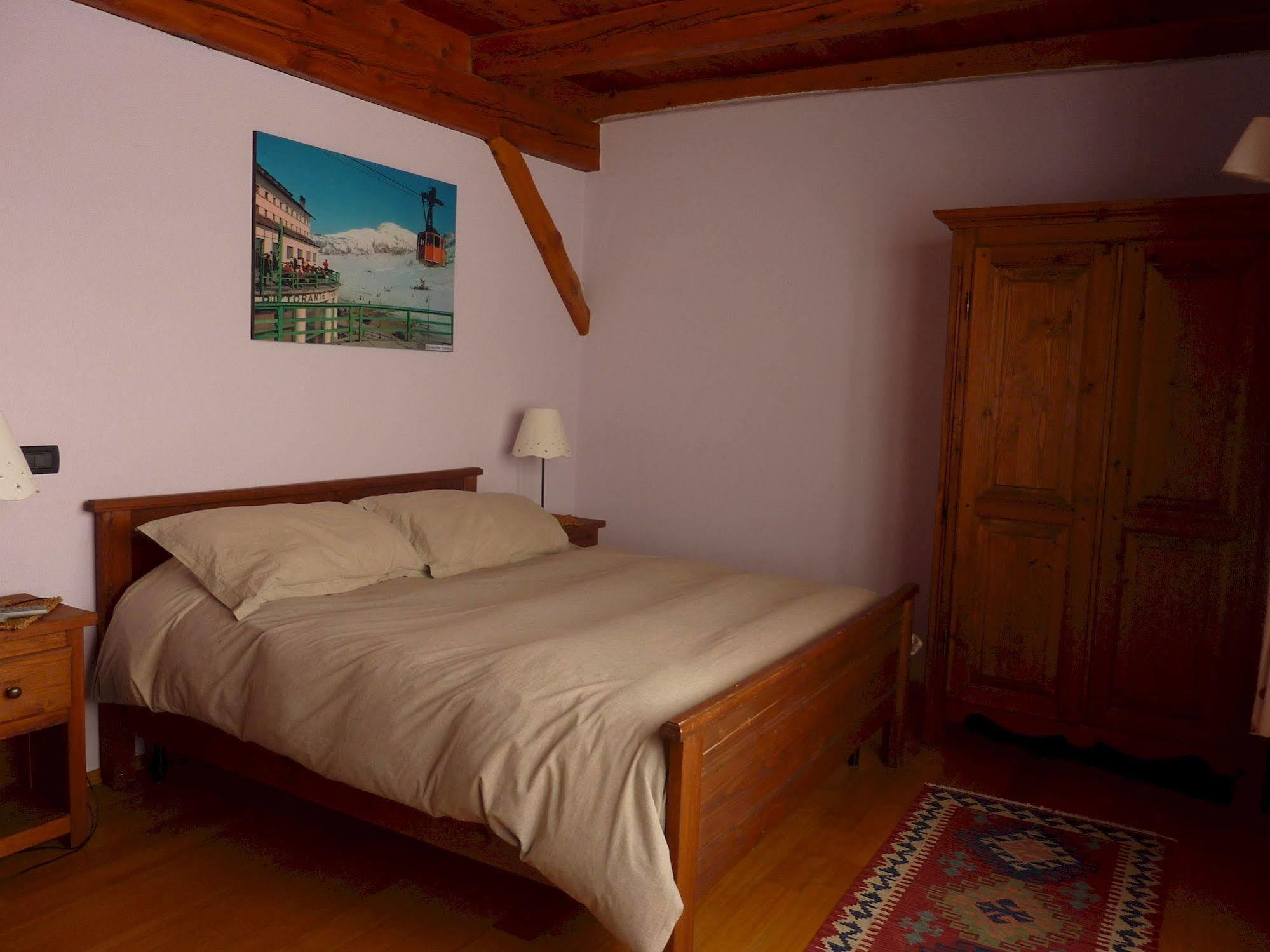 Tana Della Volpe Hotel Colle Colle Sestriere Екстериор снимка